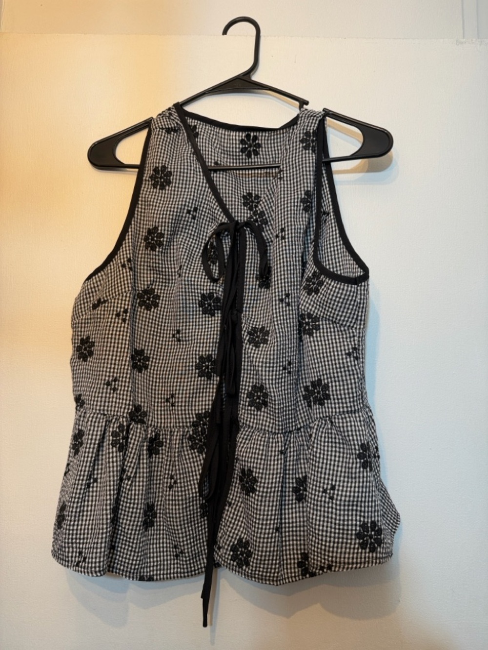 SHEIN Black & White Gingham Floral Tie-Back Tunic